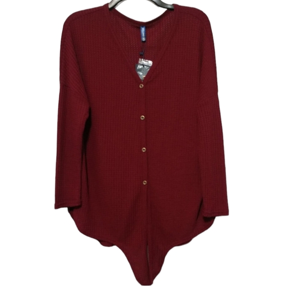 New Wine Colored V Neck Iwollence Top sz Small - Picture 3 of 4